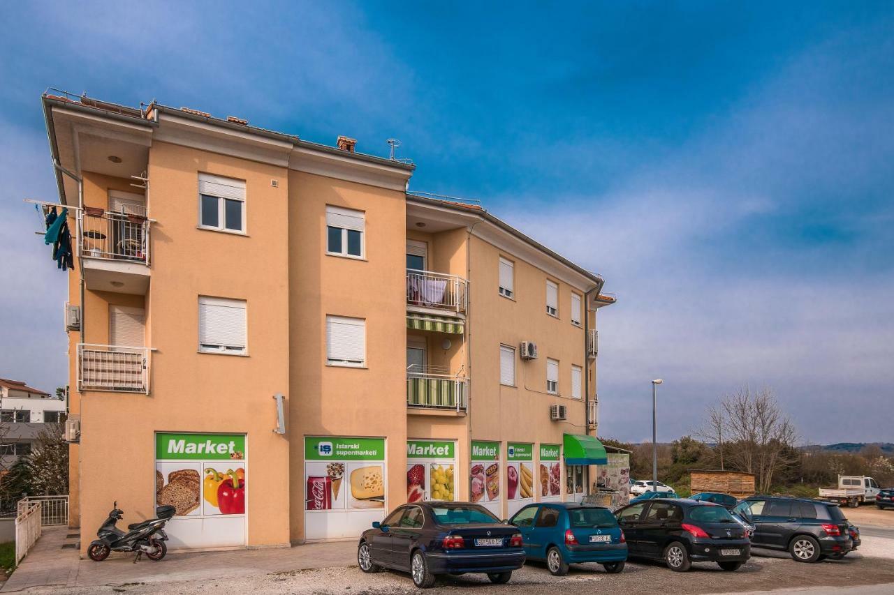 Apartment Bordeaux 29 Rovinj Exterior photo